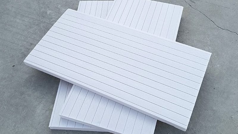 岩棉保温板广泛应用于石油、化工、电力、冶金、建筑等行业。以下为部分应用场景：